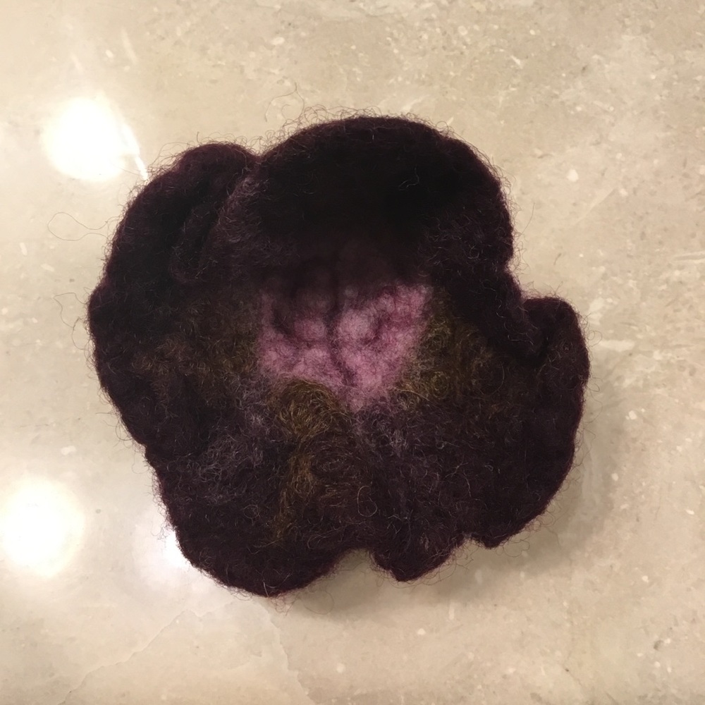Handmade Felted Pins - Picture 4 of 6